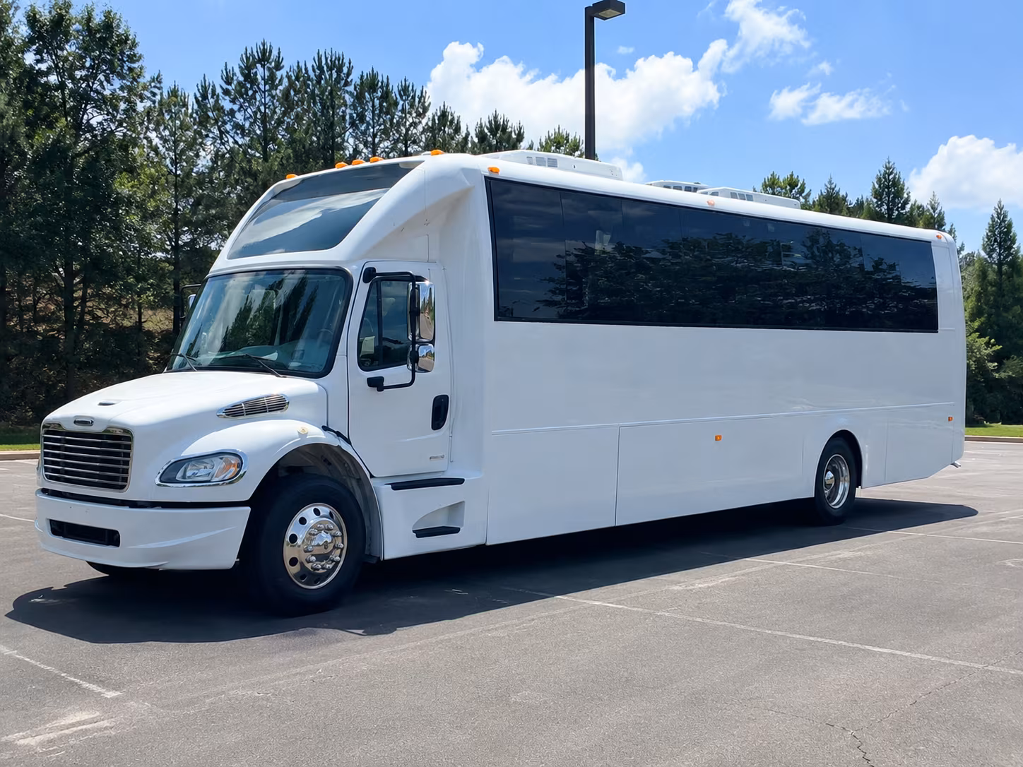bachelorette party buses for bar crawls along belt line road and uptown irving