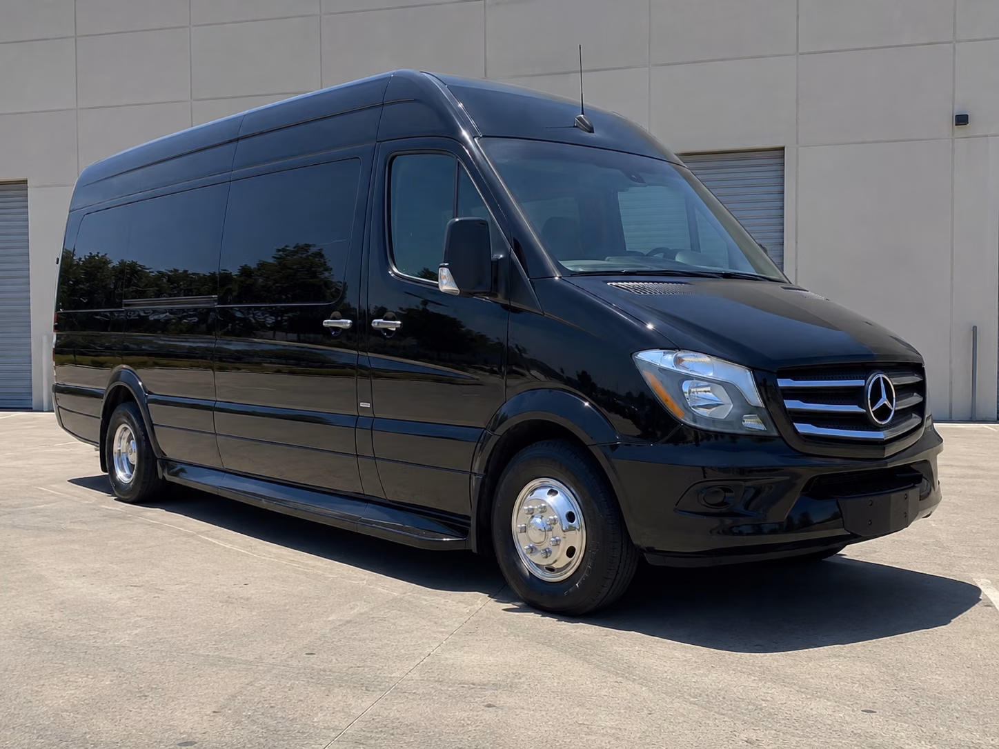 find transportation for your next airport transfer 5