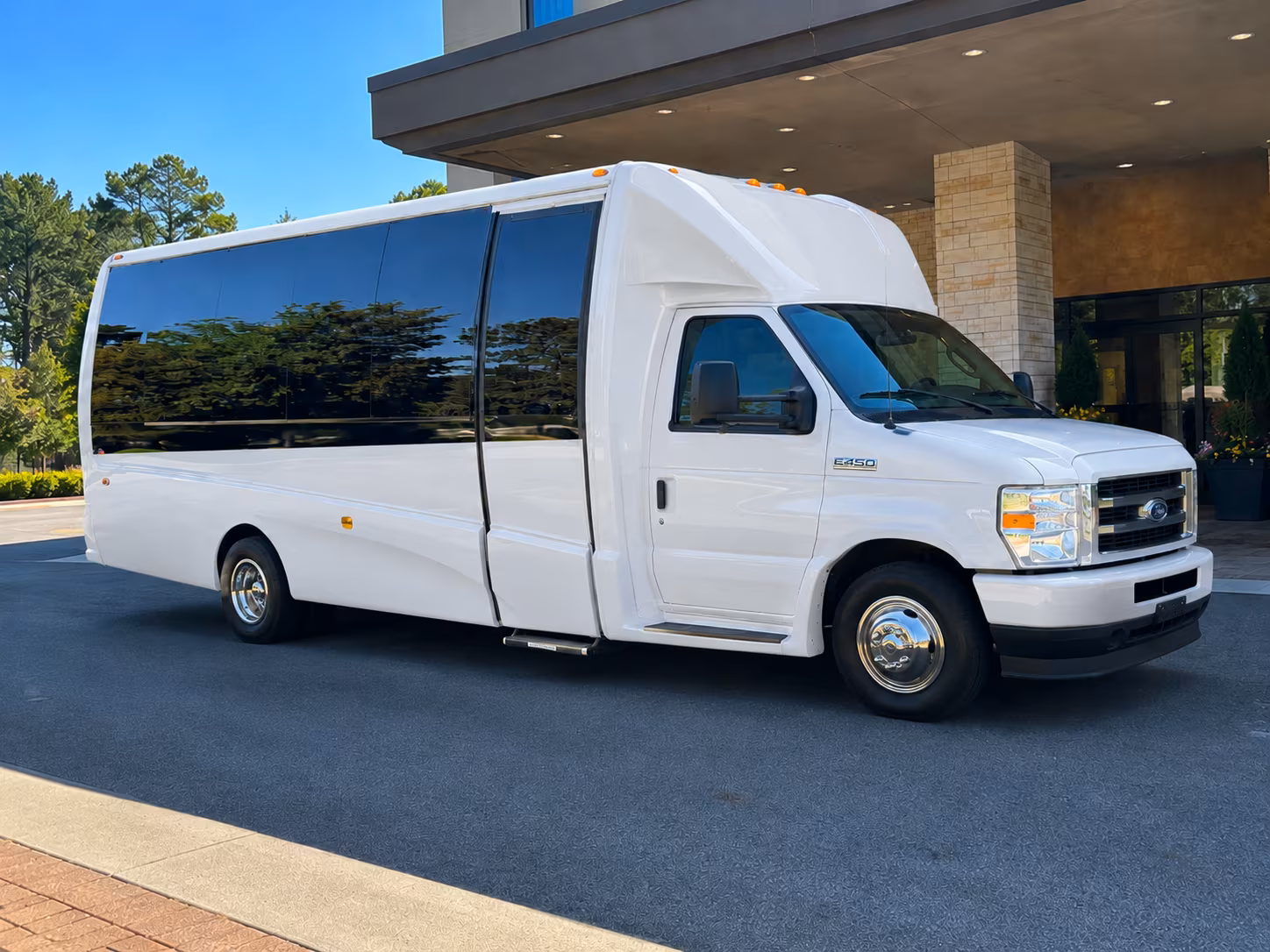 find transportation for your next prom 3
